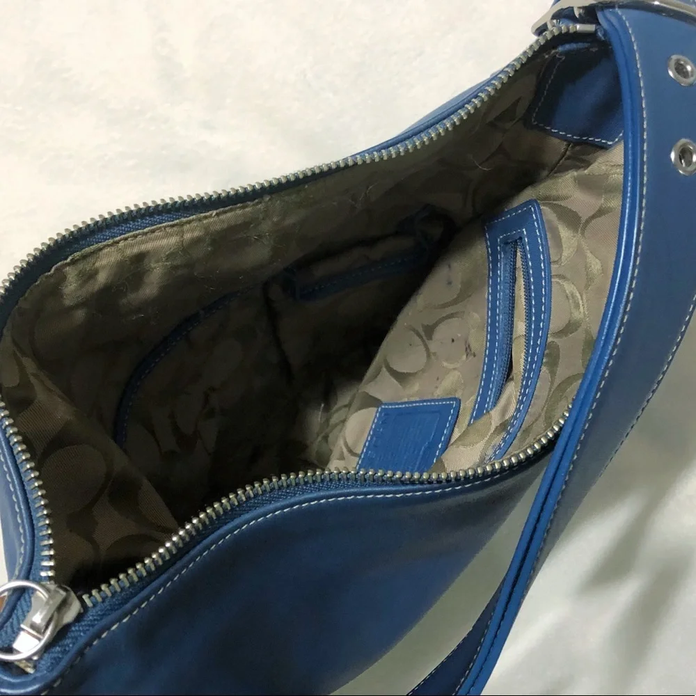 Vintage Coach Slim Legacy Duffle Leather 03  Bag In Blue #9328